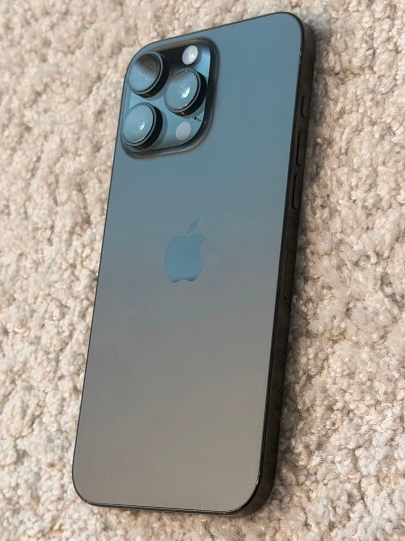 iPhone 16 Pro Max 512GB ブラックチタニウム SIMフリー