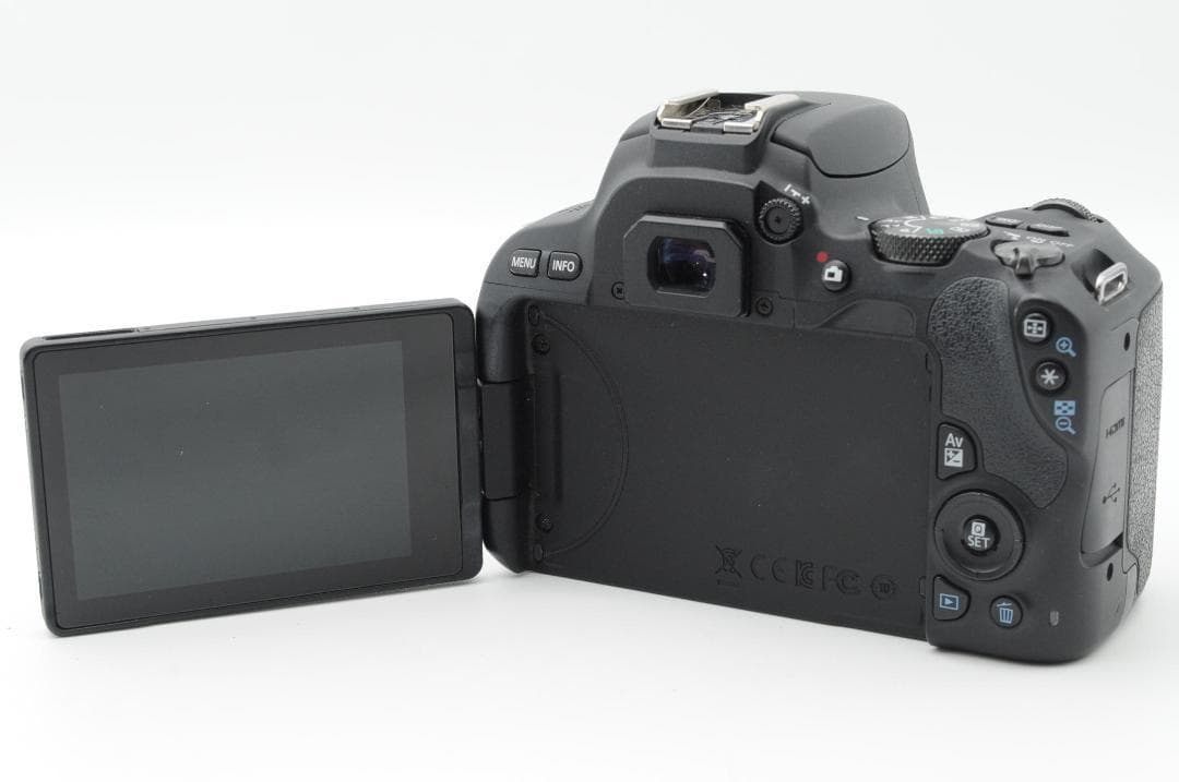 ☆ほぼ新品①☆冬SALE☆ Canon EOS Kiss x9 ダブルレンズ