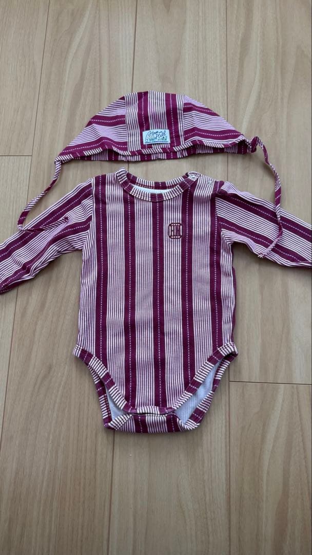 House on the Hill ロンパース　ボンネット