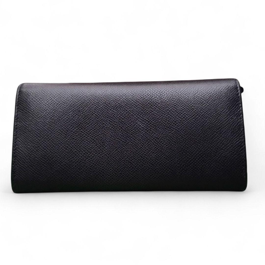 Salvatore Ferragamo ガンチーニ 長財布 22D150