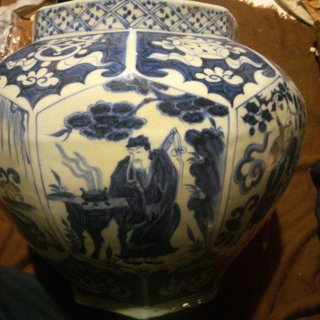 中国陶磁器　元染付　大壺　人物