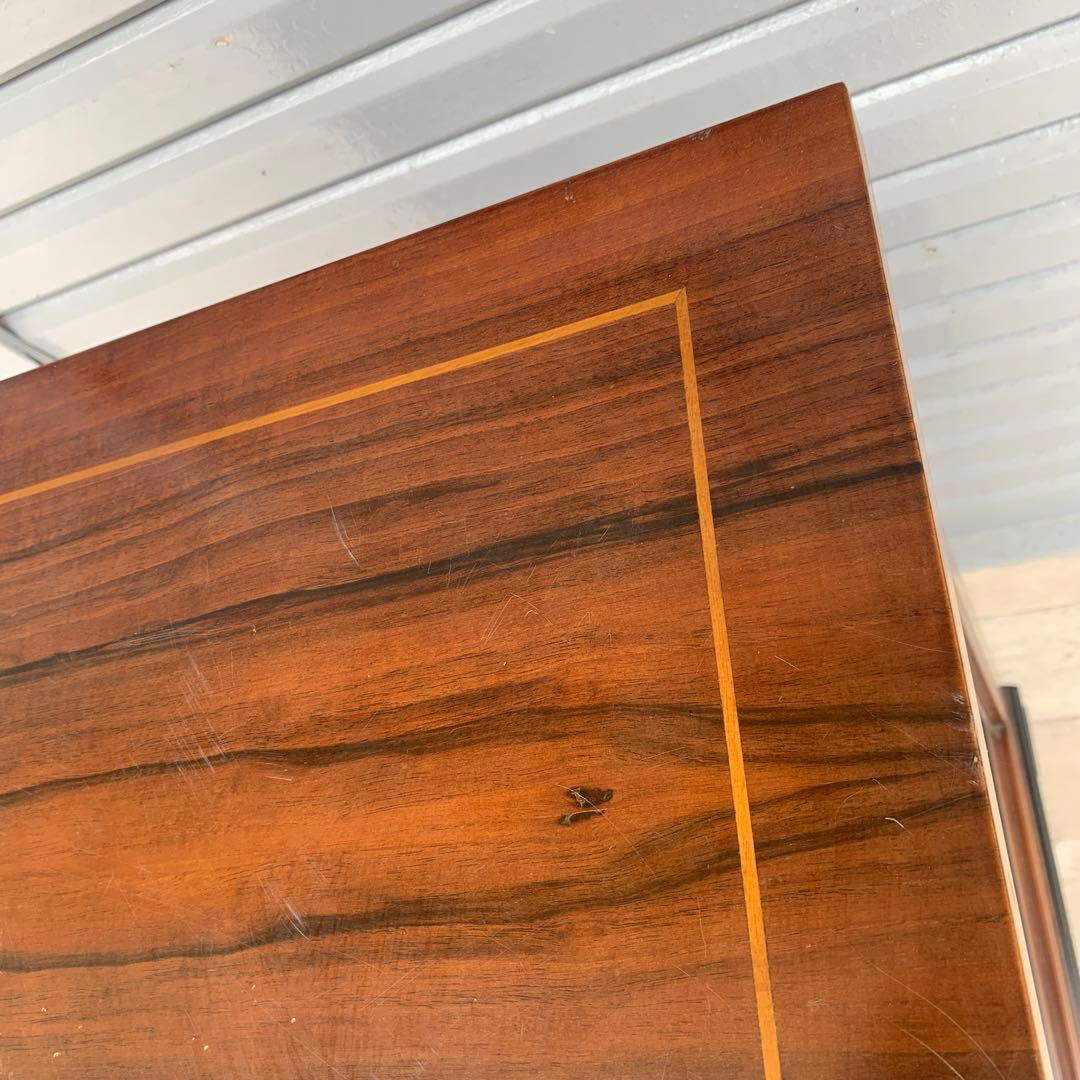 イタリア製　ガラス　飾り棚　棚　展示　ディスプレイ　ケース　ショーケース