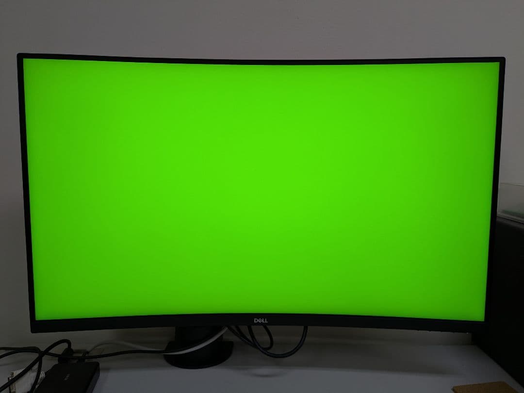 DELL 32インチ曲面モニター S3221QS