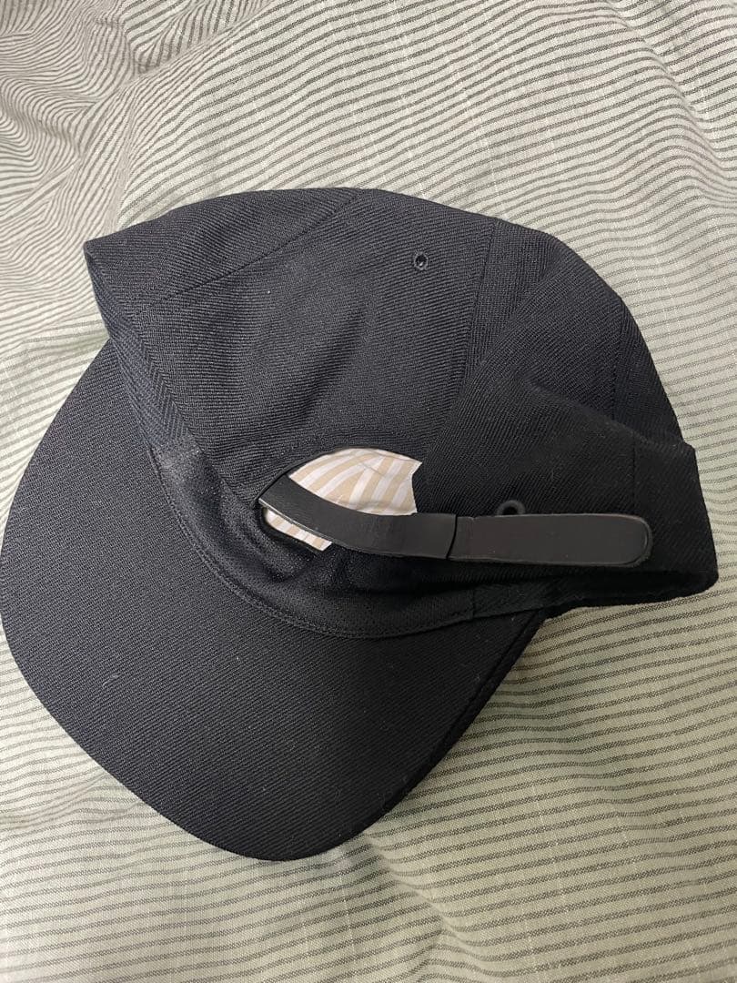 COMESANDGOES刺繍ロゴ キャップ 黒