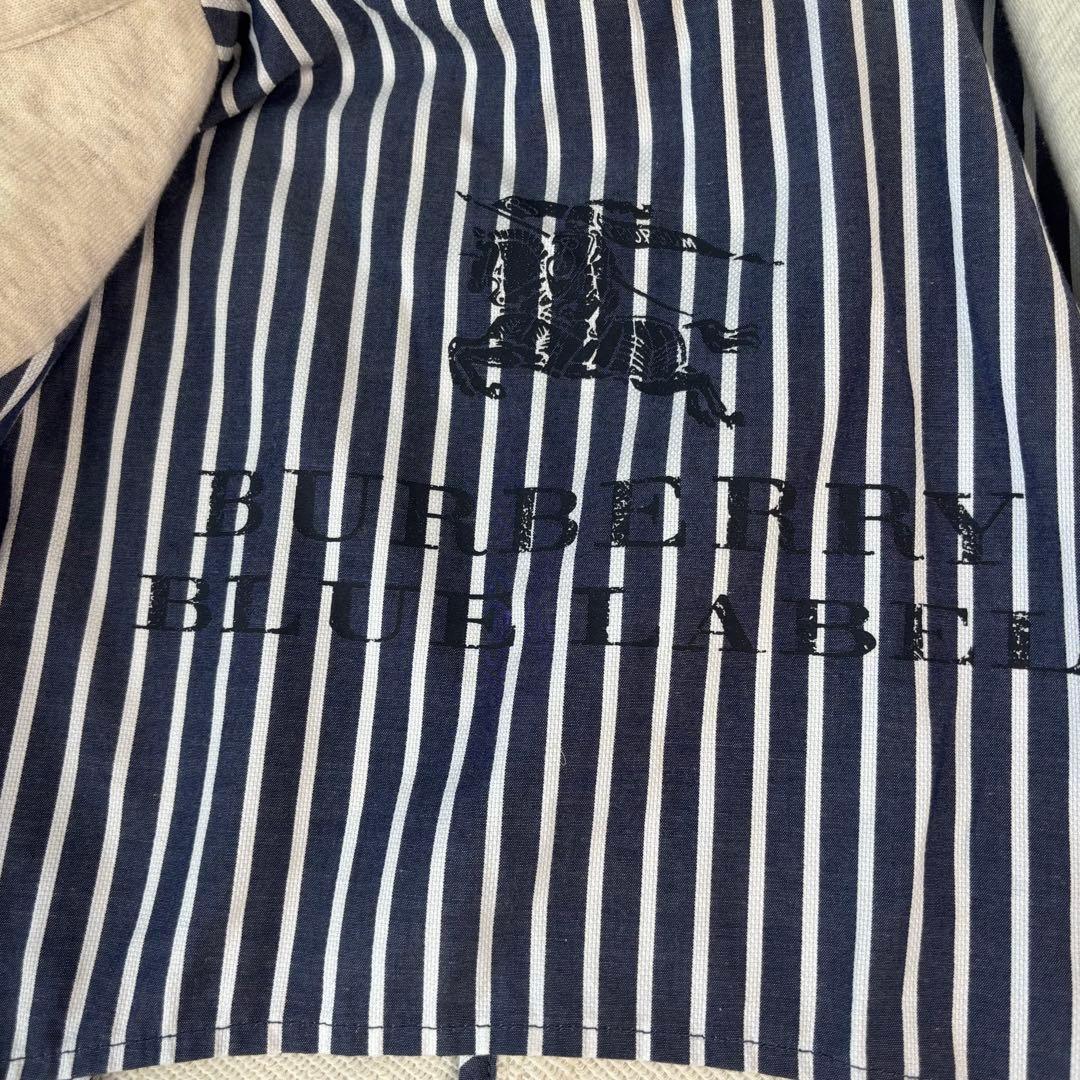 バーバリーブルーレーベル ライトグレー ダブルブレストジャケット ゴールドボタン