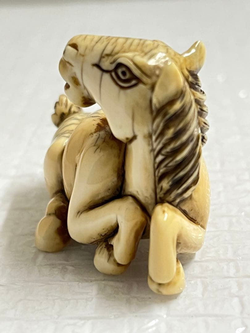 古代馬置物牙細工 ともたんさん、