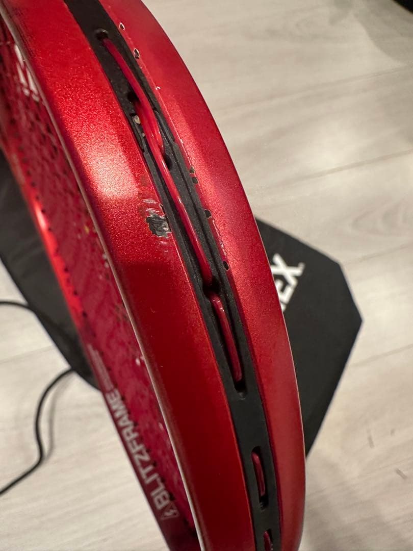 Ｐｉｎｏ　YONEX VOLTRAGE テニスラケット 赤　S70