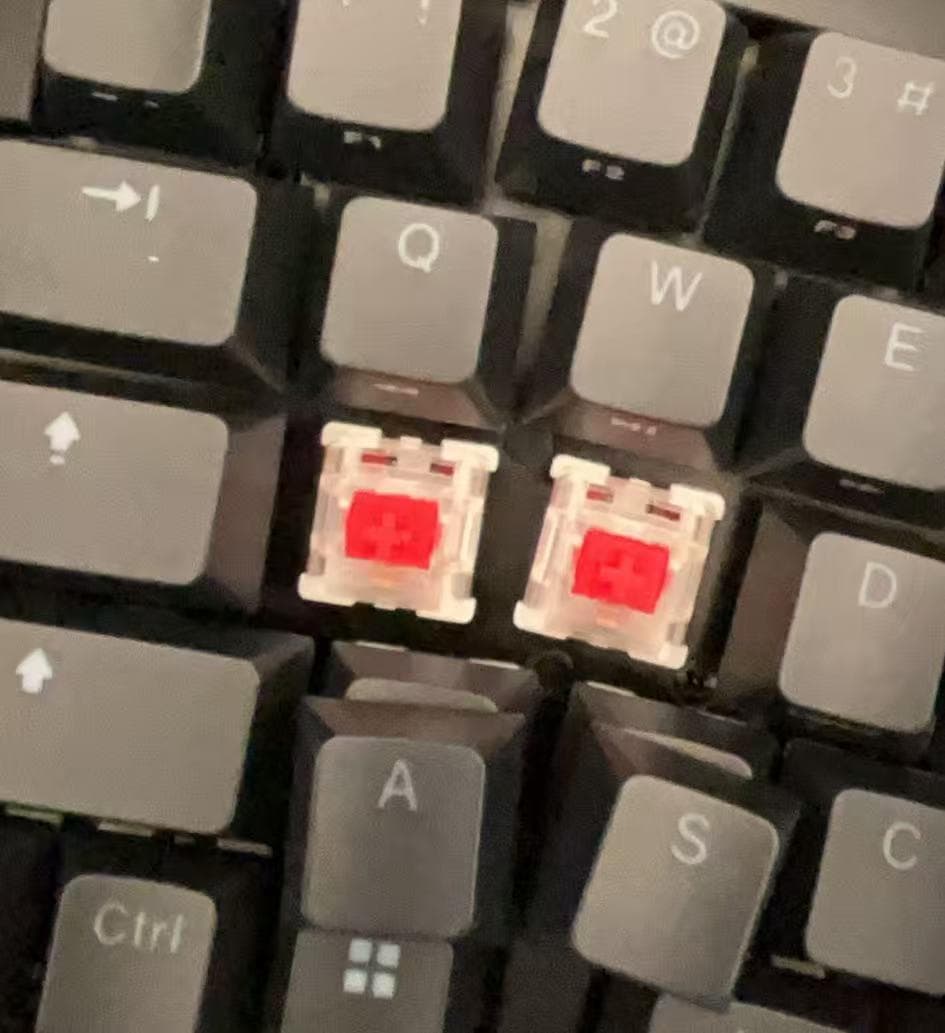 MISTEL BAROCCO MD600 ALPHA BT RGB分割キーボード