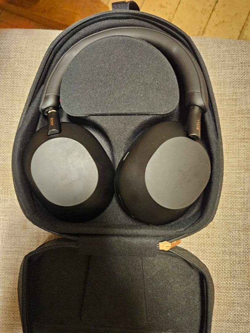 ヘッドホン WH-1000XM5