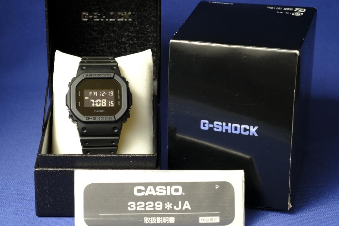 【美品】G-SHOCK DW-5600BB オールブラック／箱有り (152)