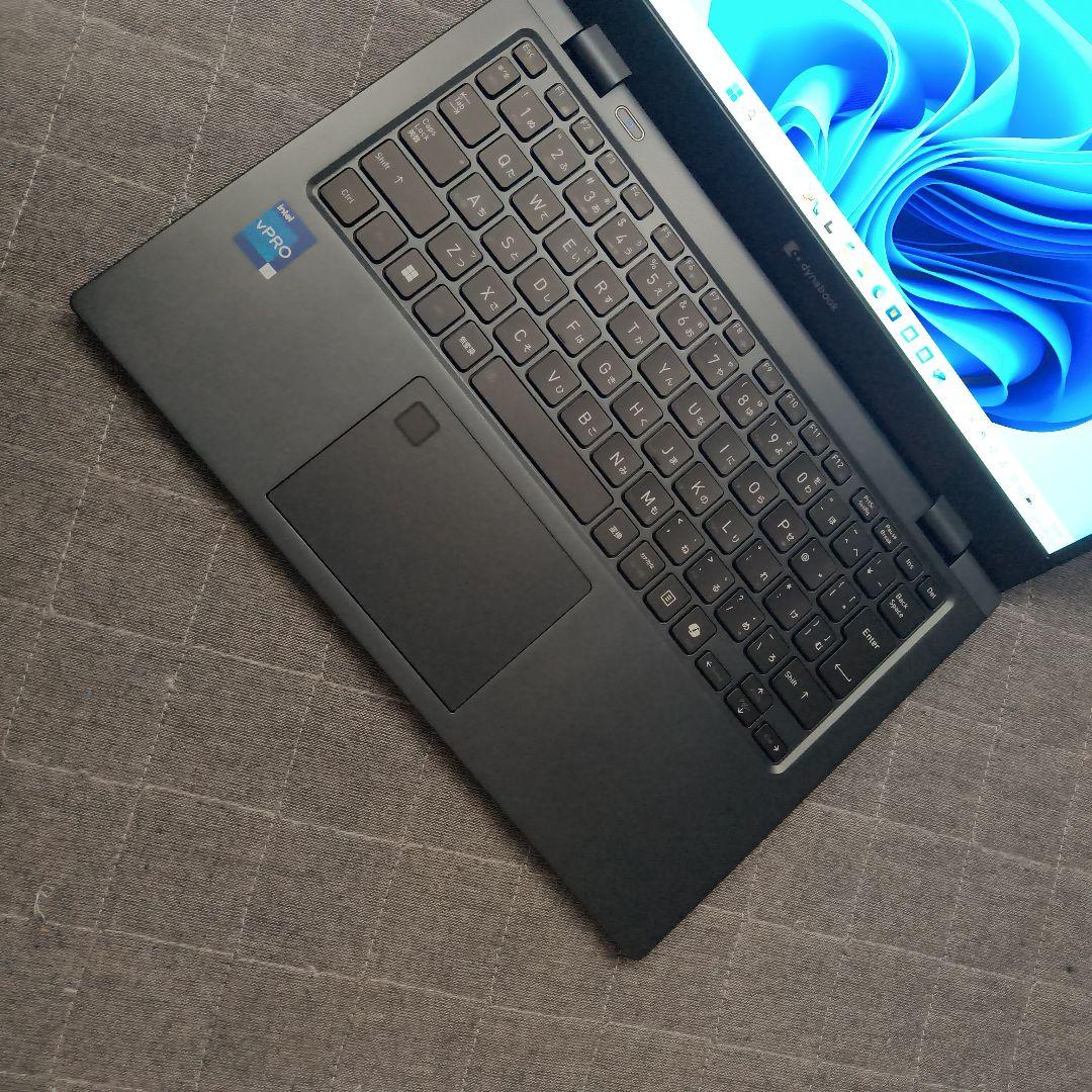美品 Dynabook 超軽量 驚速 13世代i5 16GB 新品1TB