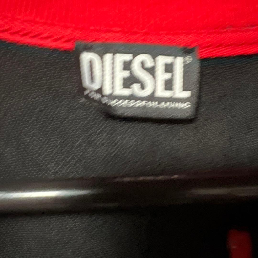 DIESEL 黒赤 ジップアップ トレーナー