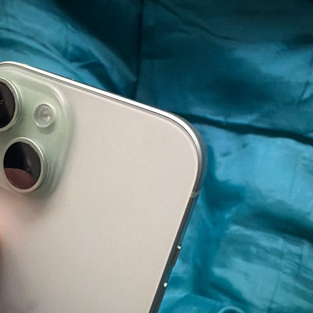 iPhone 15グリーン 本体128GB SIMフリー