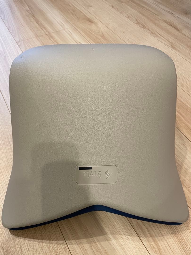 スタイルプレミアム 骨盤サポートチェア