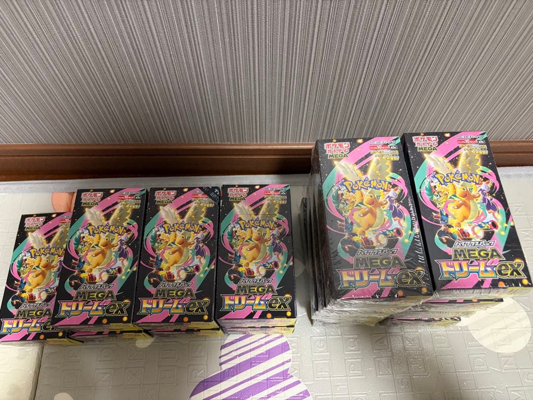 メガドリームex シュリ付き8BOX、シュリなし7BOX