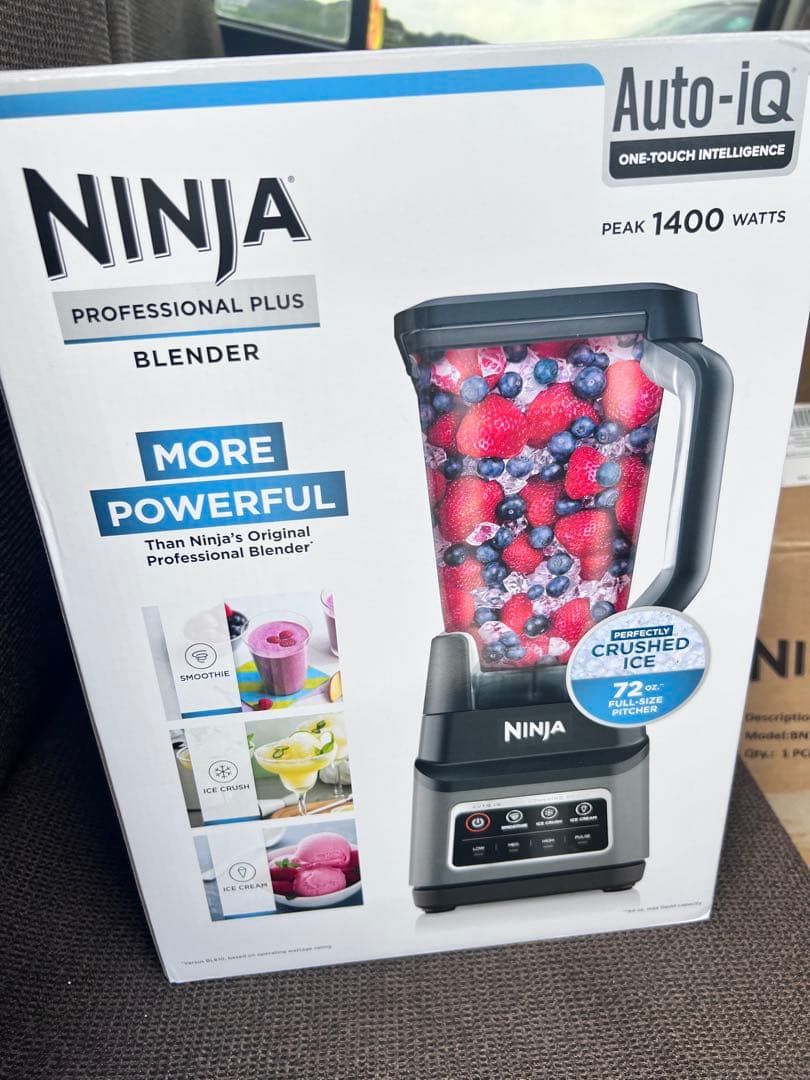 ✨️新品未開封✨️Ninja プロフェッショナルプラスブレンダー 1400W