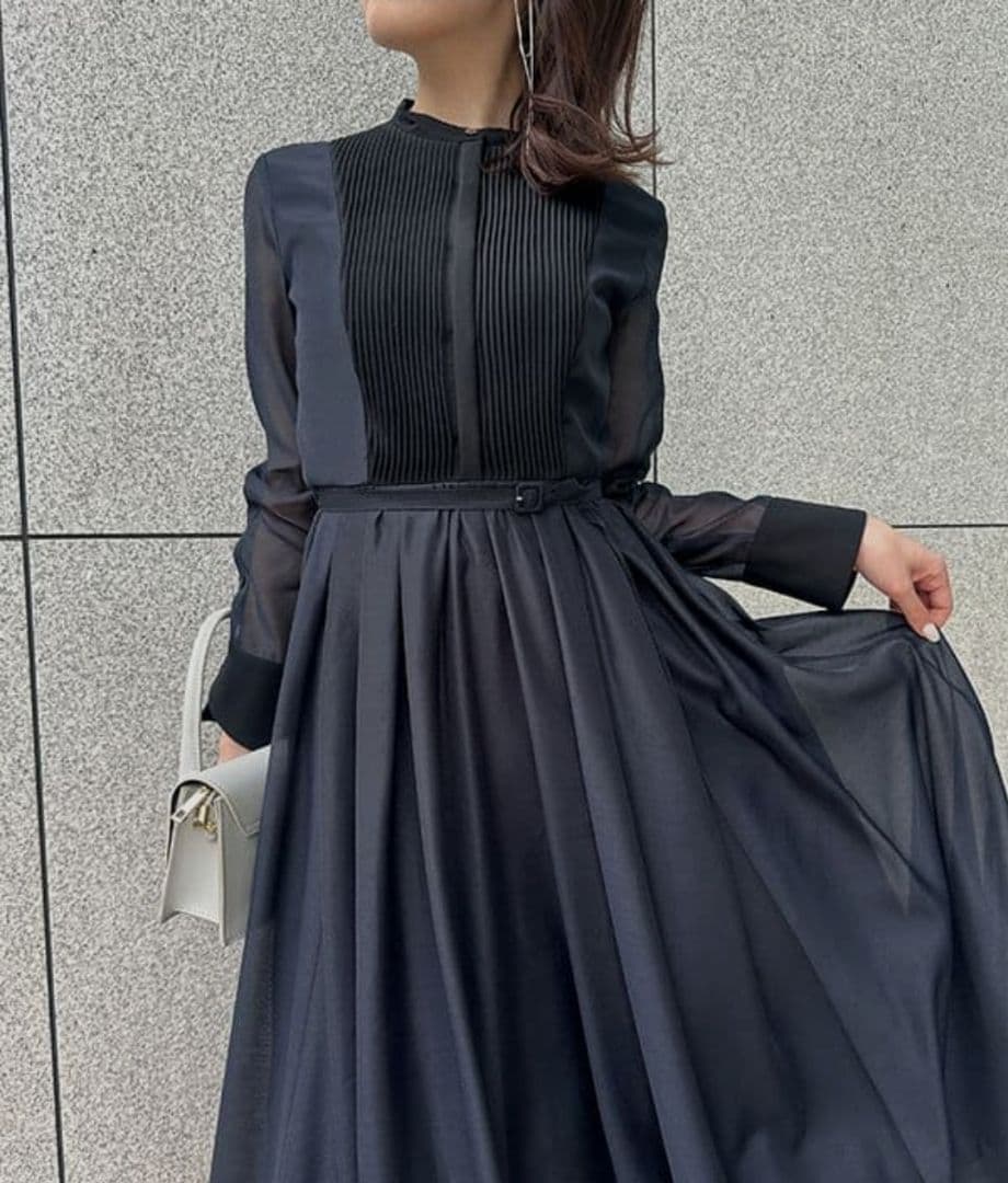 anuans シアードッキングピンタックブザムワンピース