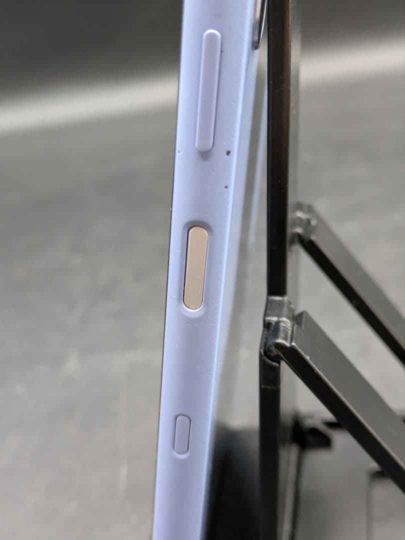 美品・画面訳あり SONY XPERIA 10Ⅲ SOG04 本体