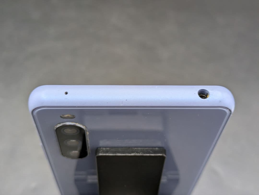 美品・画面訳あり SONY XPERIA 10Ⅲ SOG04 本体