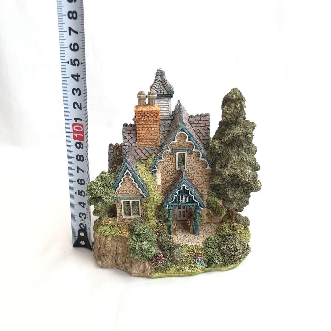 リリパットレーン 英国 三角屋根が可愛いビンテージのミニチュアハウス