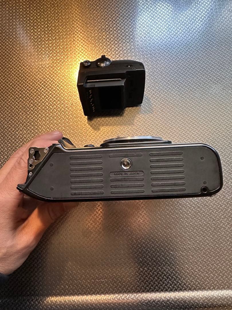 Nikon F4 ボディ 液晶漏れあり 美品 おまけ付　junk