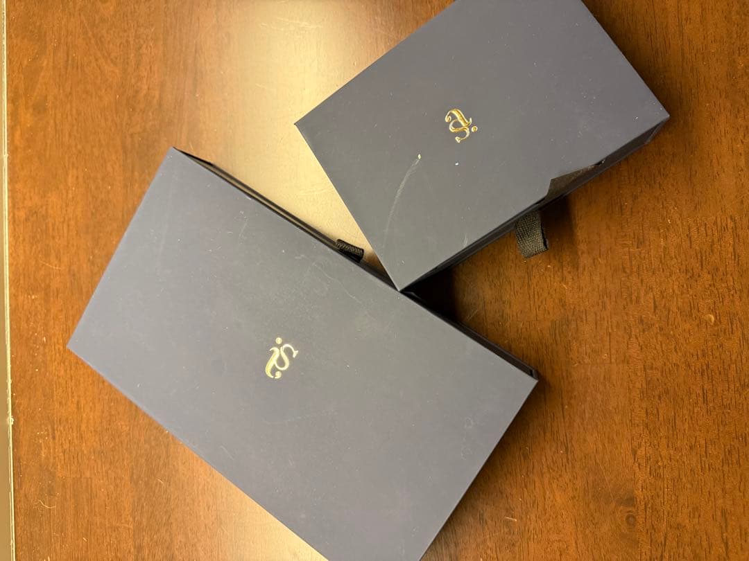 新品未使用 鈴木亜美さんiPhoneケース16promax ストラップセット