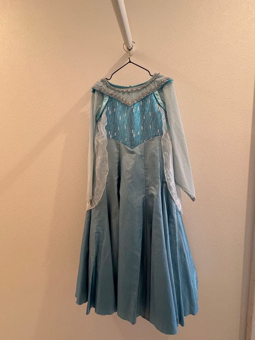 メルちゃんビビディバビディブティック　エルサ