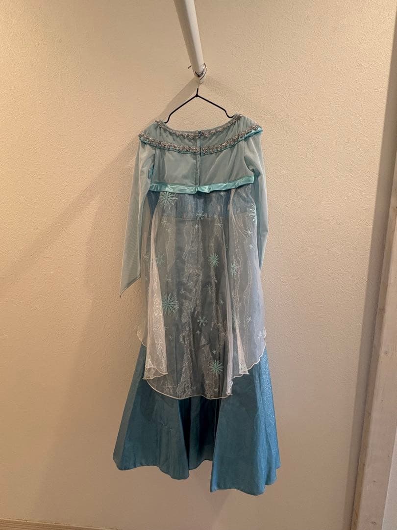 メルちゃんビビディバビディブティック　エルサ