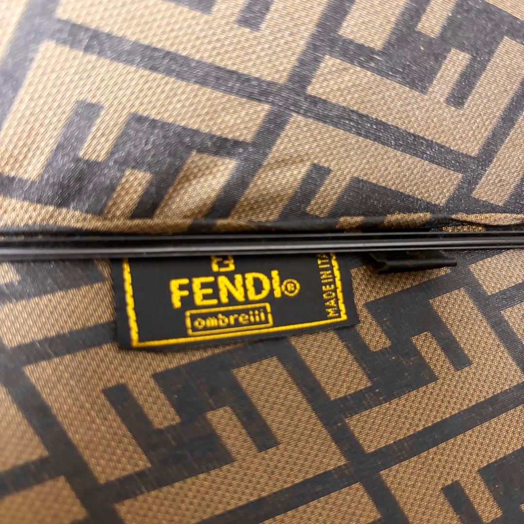 【人気】FENDI フェンディ 傘 ズッカ柄 総柄 茶色 ブラウン