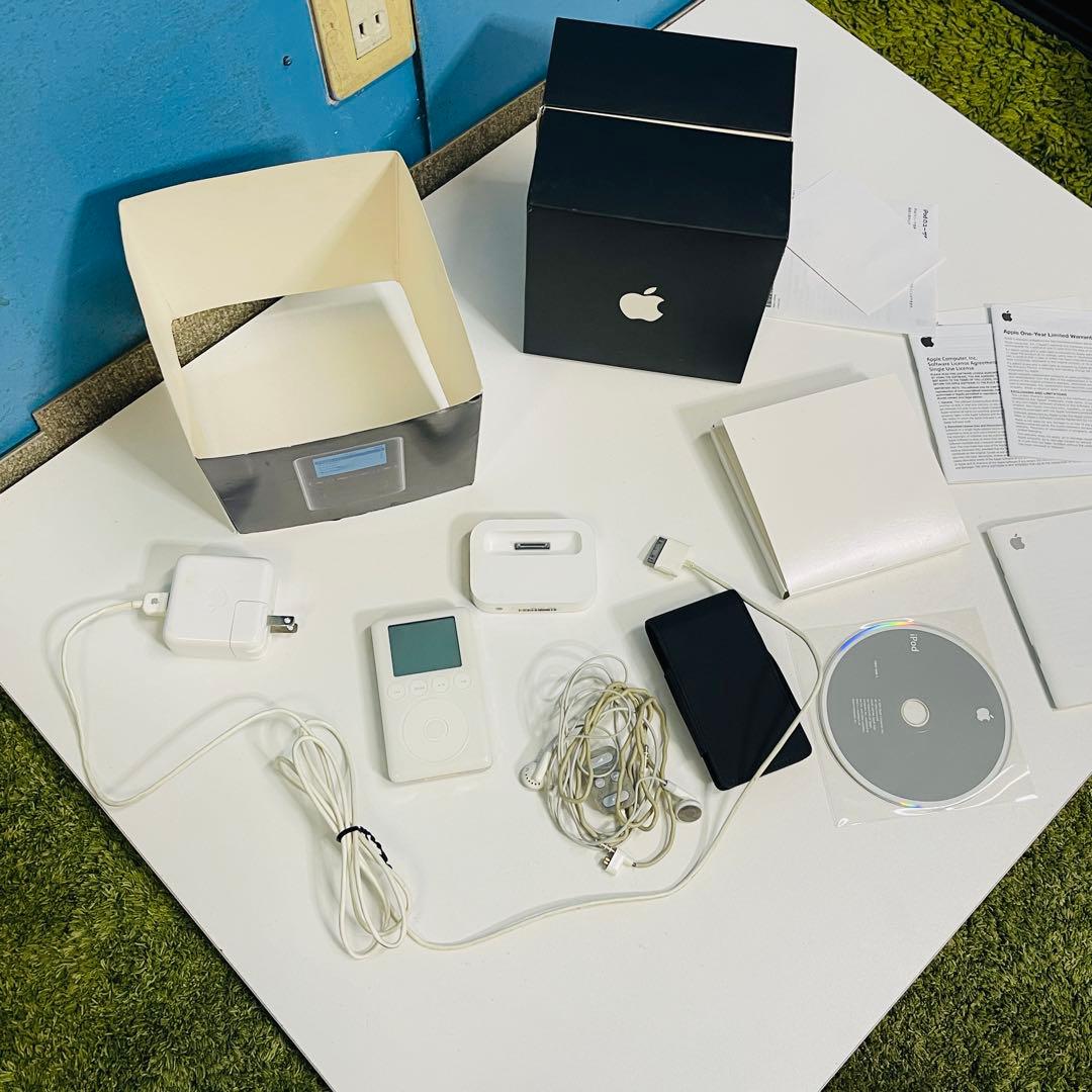 iPod A1040 説明書、ヘッドフォン充電器、箱付き動作品