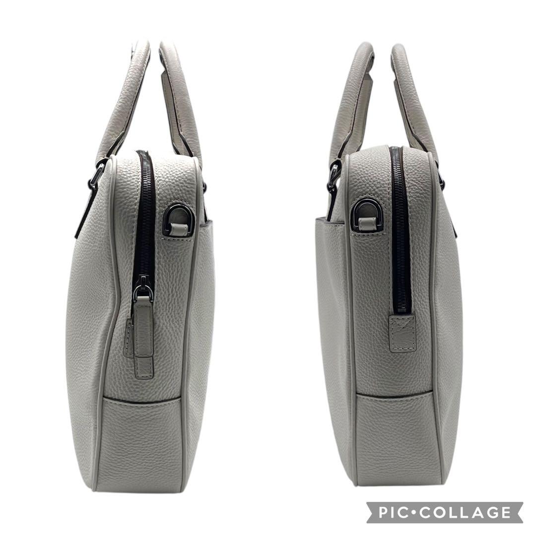 美品 マイケルコース A4 PC ブリーフケース ビジネス 白 レザー シボ革