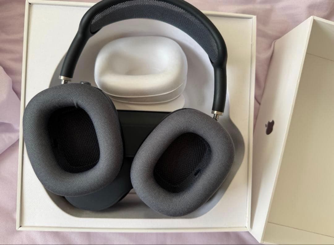 AirPods max ミッドナイト　第二世代　Type-C シリコンカバー付き