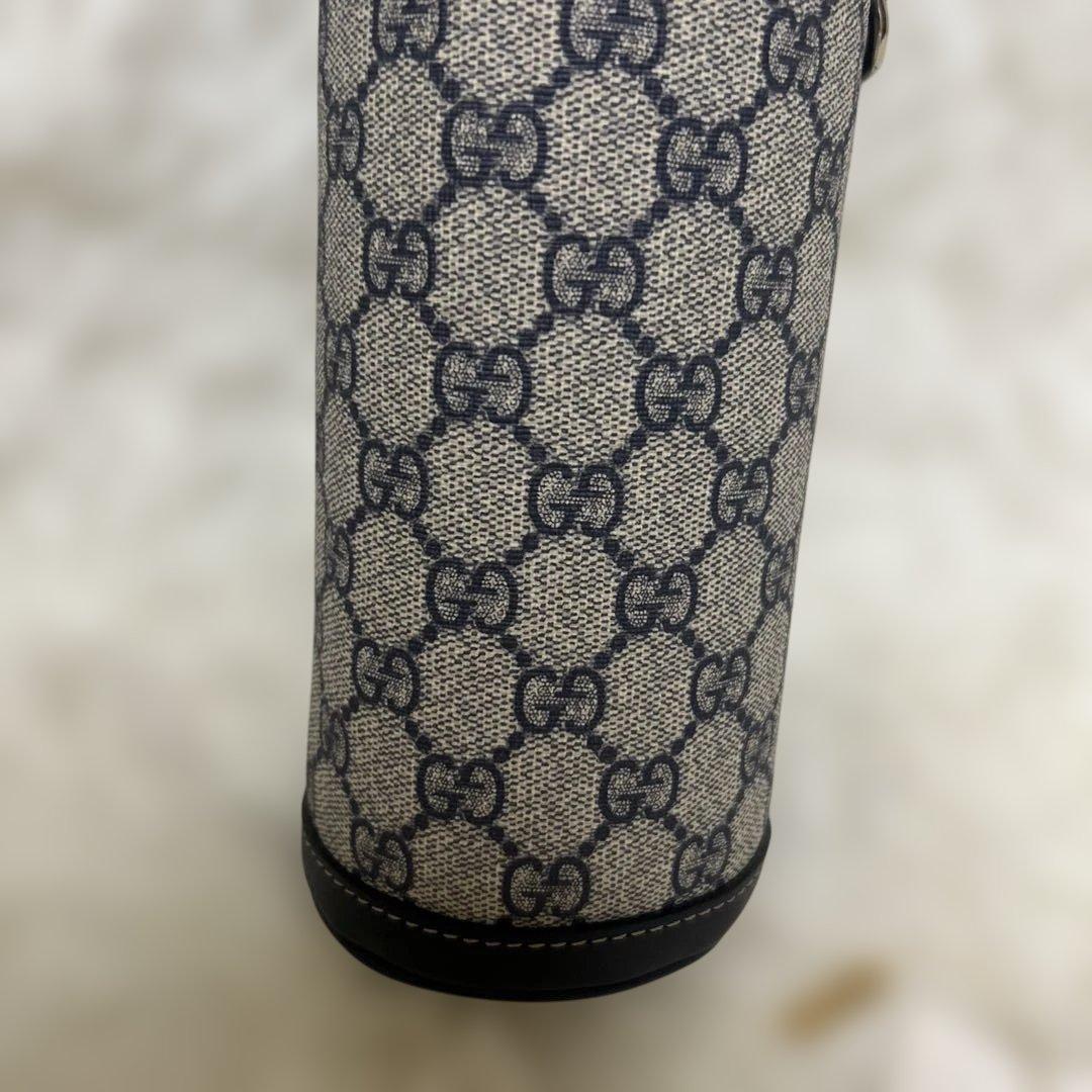 【未使用】GUCCI ボトルケース　ネイビー　GG 内部アルミ加工