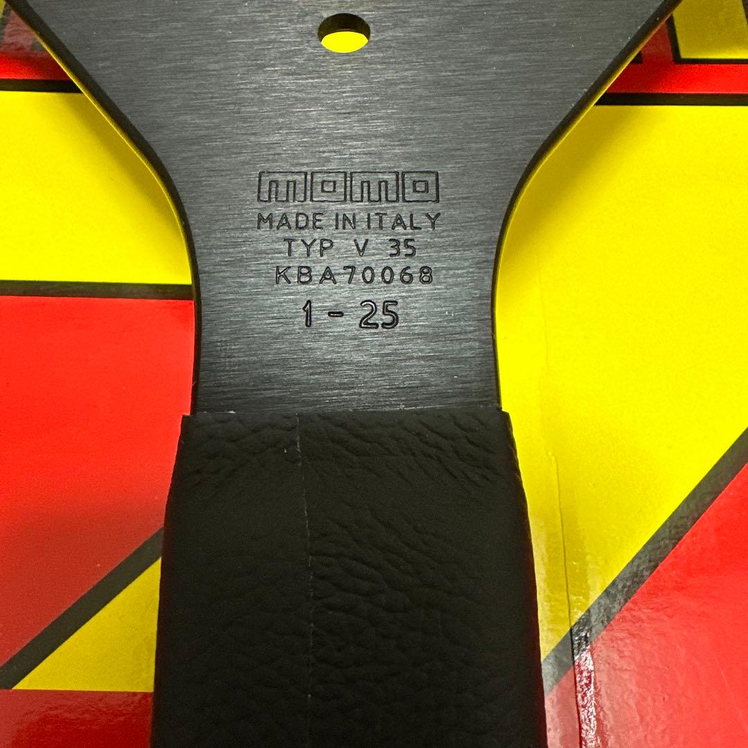 正規品　momo ヴェローチェ　V-1 ステアリング35cm 新品未使用！