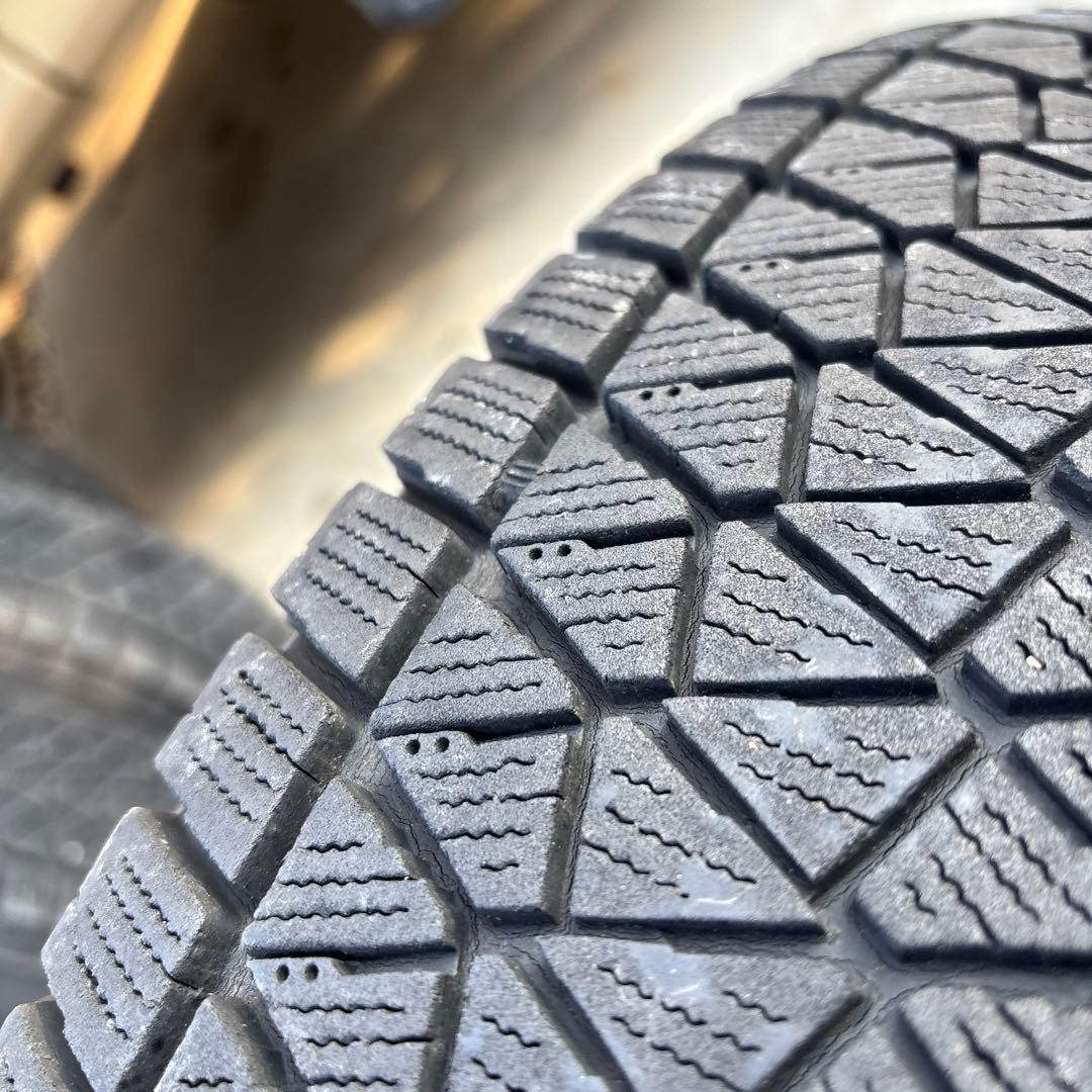 ブリザックDM-V2 ジムニー スタッドレスタイヤホイールブリヂストン16インチ