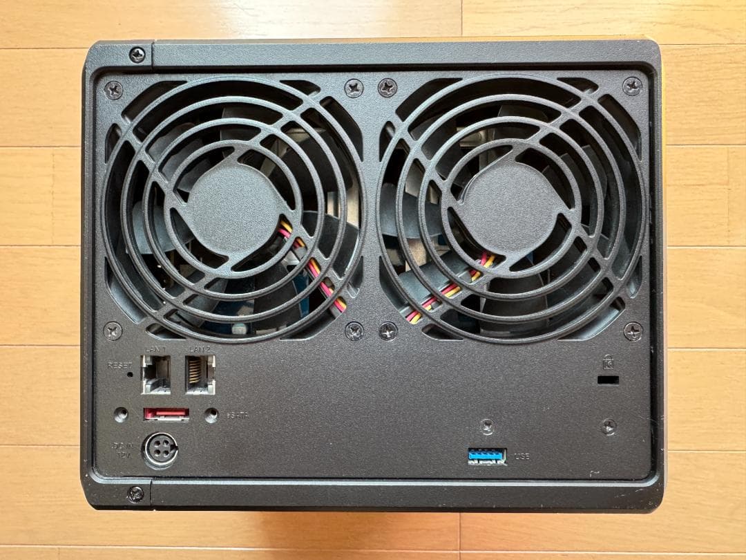 【美品】Synology DiskStation DS920+/JP 4ベイ