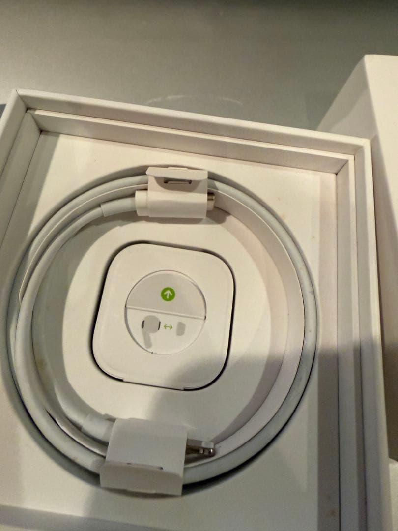 shy　AirPods Pro MWP22J/A ワイヤレス充電ケース/箱