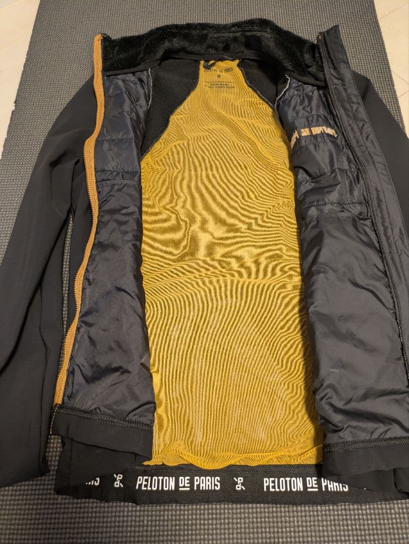 Peloton de parisウィンタージャケットMサイズ