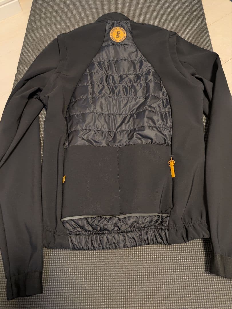 Peloton de parisウィンタージャケットMサイズ