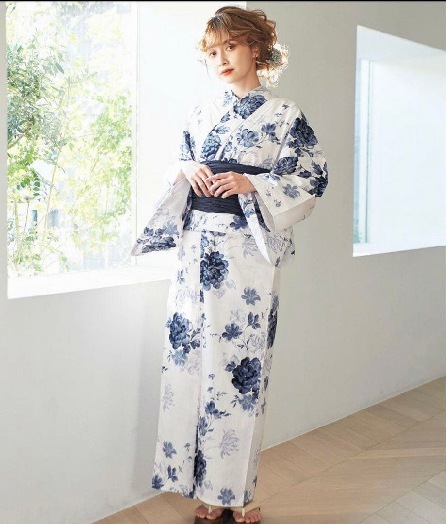 Dita 浴衣　人気完売商品【水彩の勿忘草色】　セット