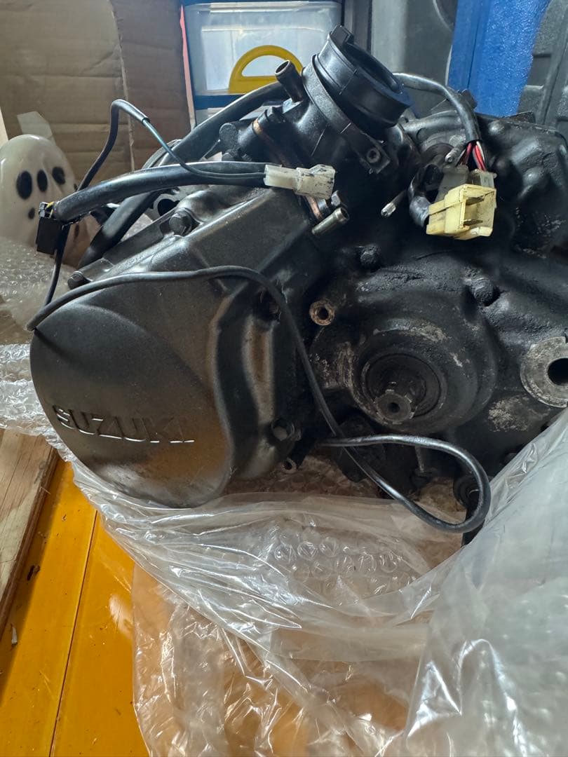 サイタマ　SUZUKI ガンマ125 エンジン腰下　本体