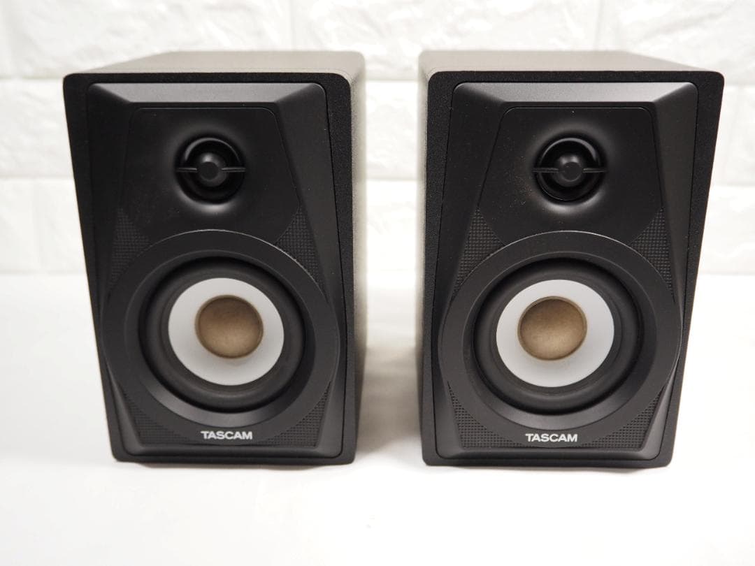 TEAC TASCAM デスクトップ 2ウェイパワードスタジオモニタースピーカー