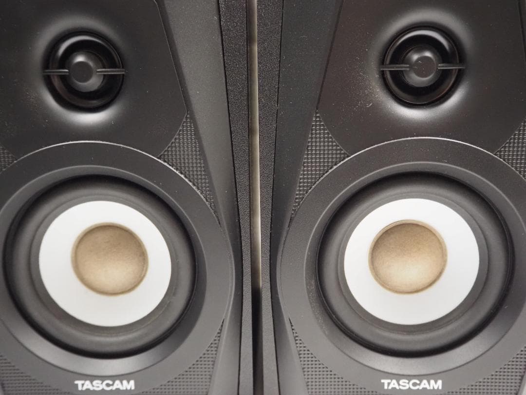 TEAC TASCAM デスクトップ 2ウェイパワードスタジオモニタースピーカー