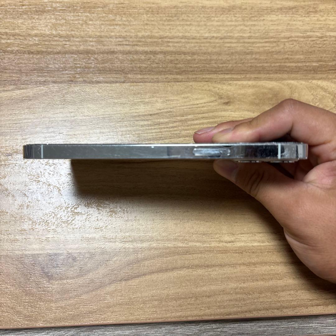 [ジャンク品]iPhone12Proシルバー