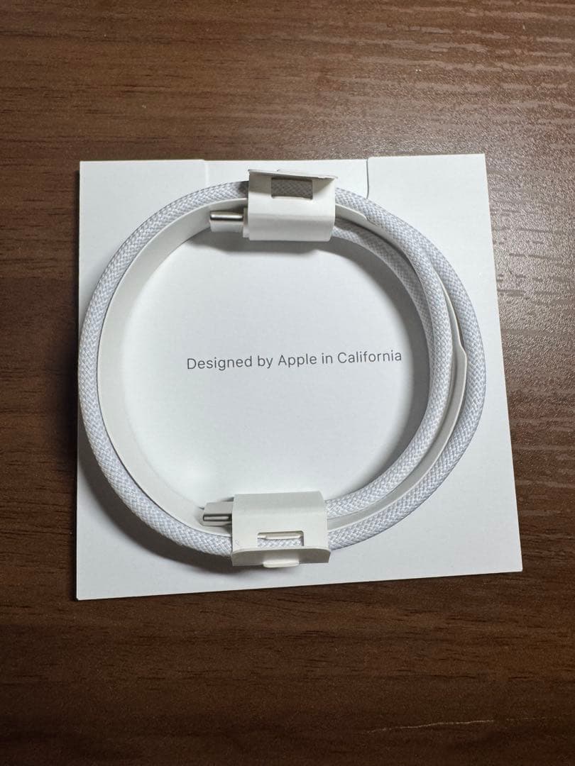 M*z様 正規品　AirPods pro 2 第二世代　おまけ付き