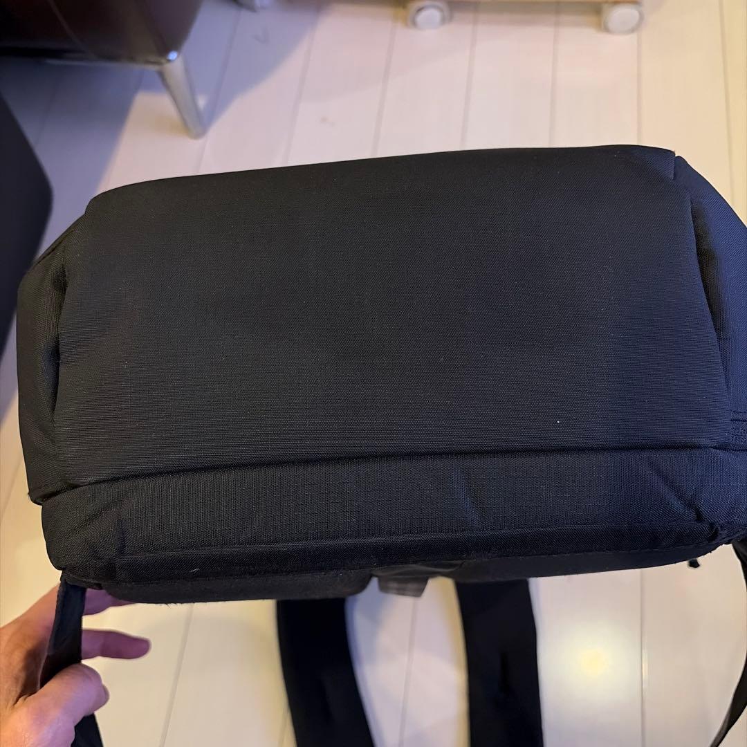 H*K様 【中古美品】MNL CITY PACK