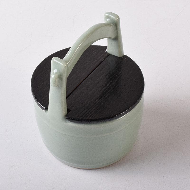 茶道具　青磁　手桶茶入　茶器　時代箱　V　7766