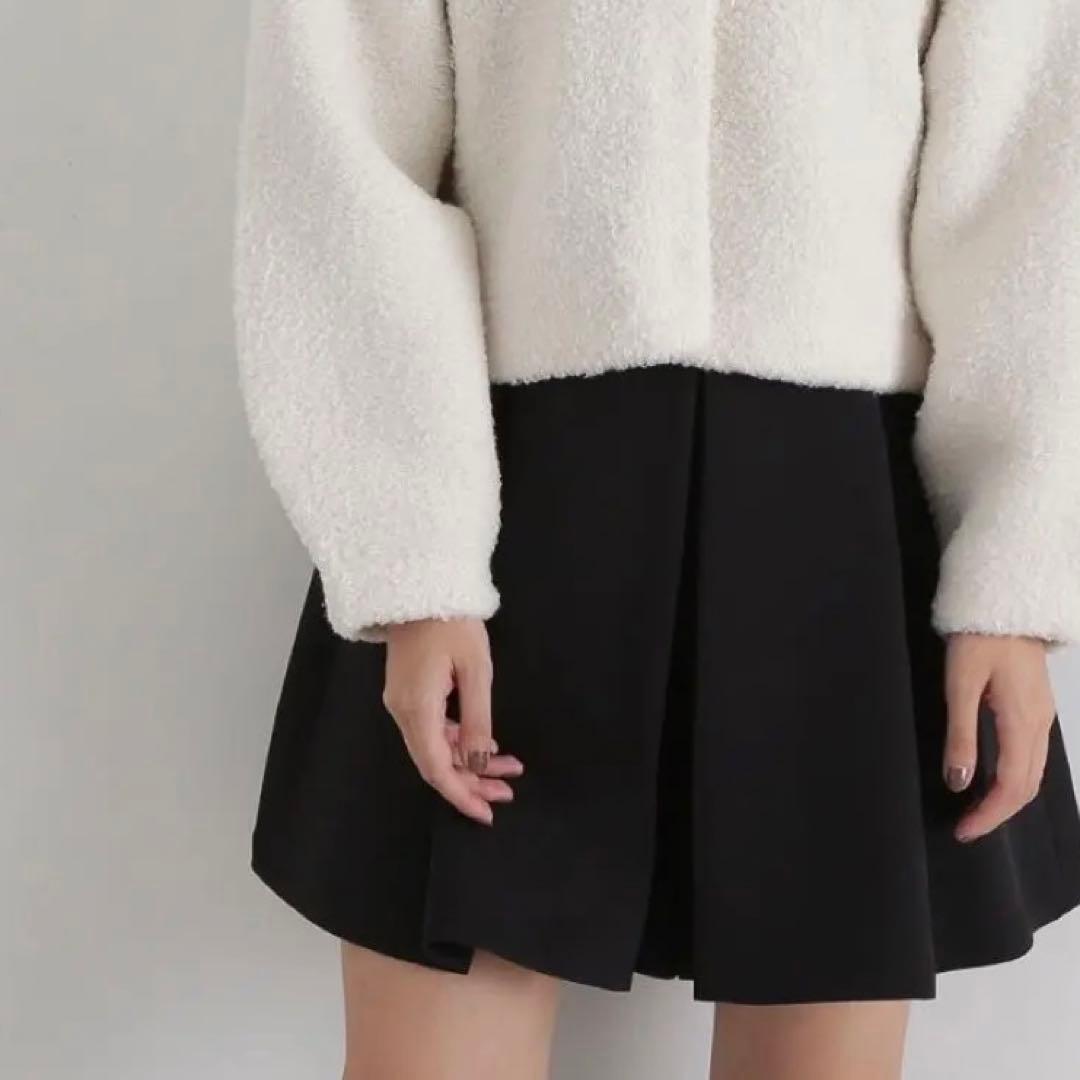 試着のみ⭐︎ナチュラルビューティーべーシック黒ブラックsフレアショートパンツ