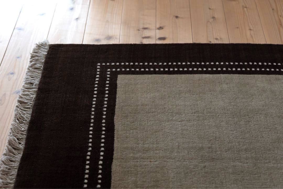 【美品】ギャッベ 150×200 a.depecheオリジナル ウール ラグ