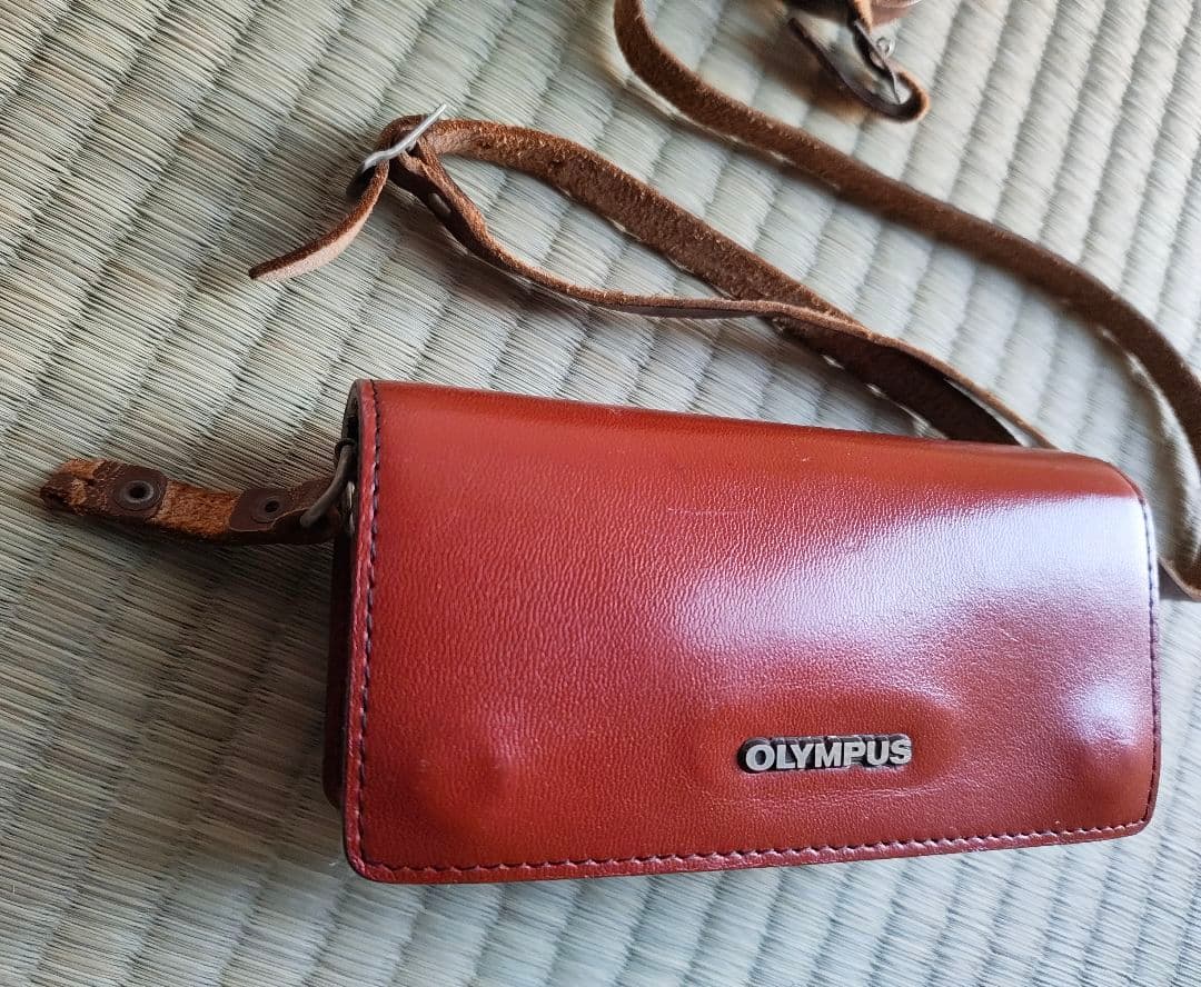 美品OLYMPUS　オリンパス　 XA2 フラッシュA11　革ケース付き！
